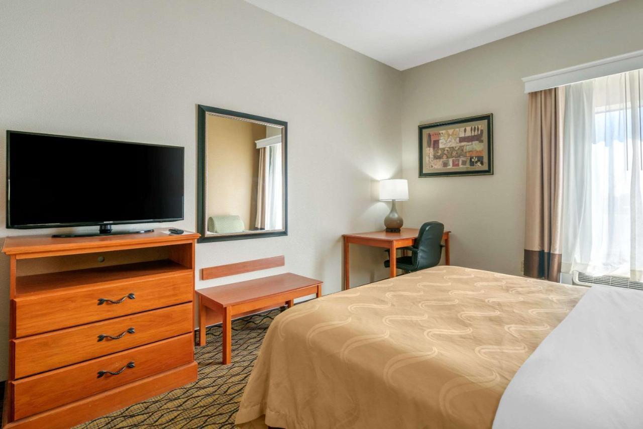Quality Inn & Suites Jefferson City Exteriér fotografie