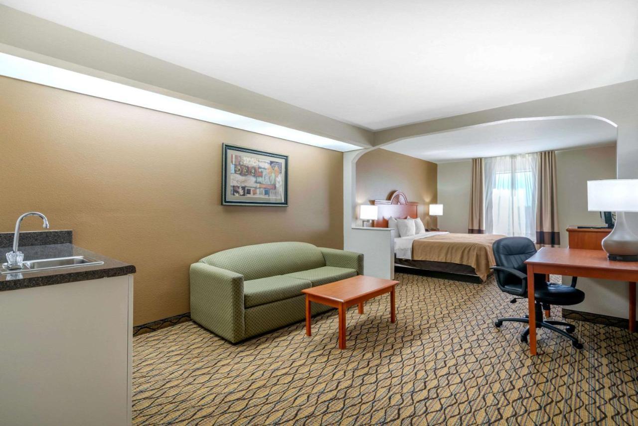 Quality Inn & Suites Jefferson City Exteriér fotografie