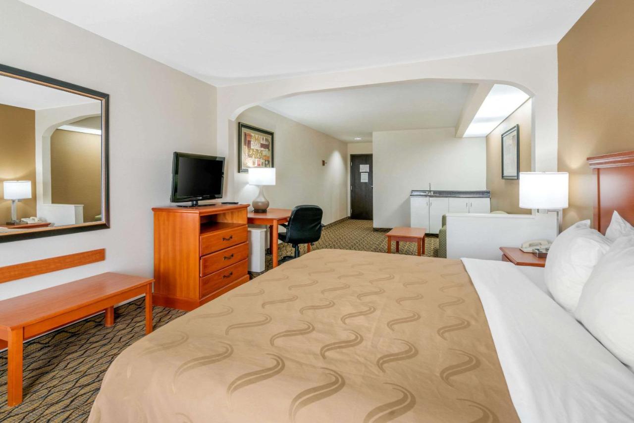Quality Inn & Suites Jefferson City Exteriér fotografie