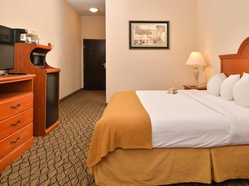 Quality Inn & Suites Jefferson City Exteriér fotografie