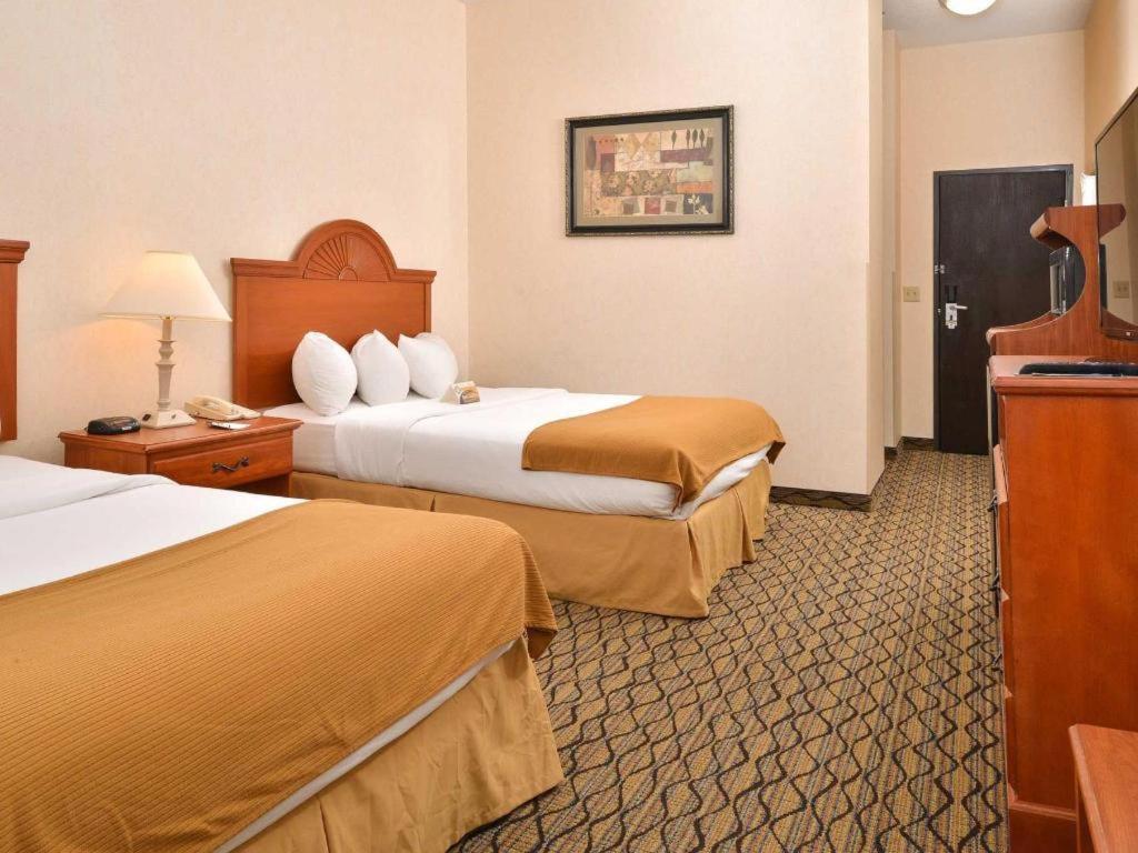 Quality Inn & Suites Jefferson City Exteriér fotografie