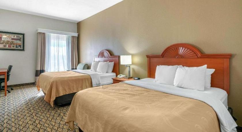 Quality Inn & Suites Jefferson City Exteriér fotografie