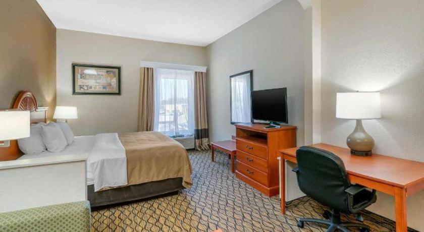 Quality Inn & Suites Jefferson City Exteriér fotografie