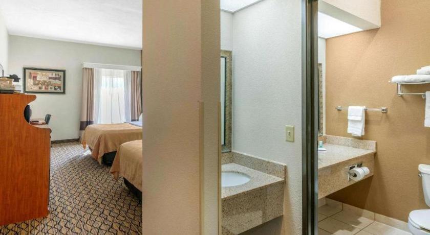 Quality Inn & Suites Jefferson City Exteriér fotografie