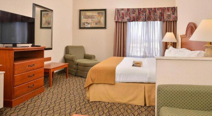 Quality Inn & Suites Jefferson City Exteriér fotografie