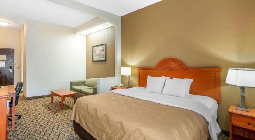 Quality Inn & Suites Jefferson City Exteriér fotografie