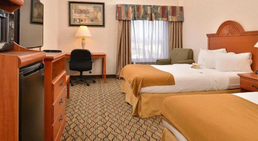 Quality Inn & Suites Jefferson City Exteriér fotografie