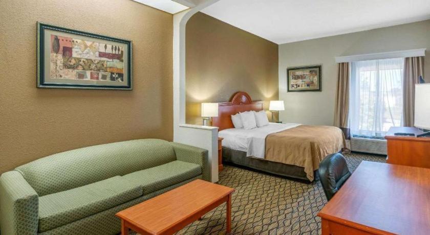Quality Inn & Suites Jefferson City Exteriér fotografie