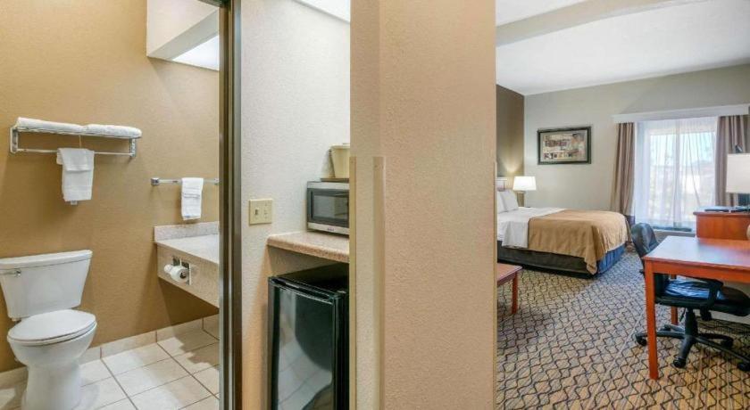 Quality Inn & Suites Jefferson City Exteriér fotografie
